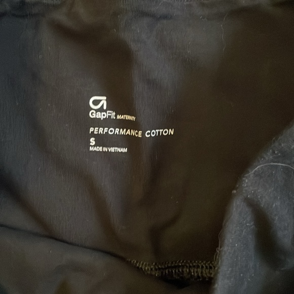 GapFit Maternity crop leggings - Picture 2 of 2